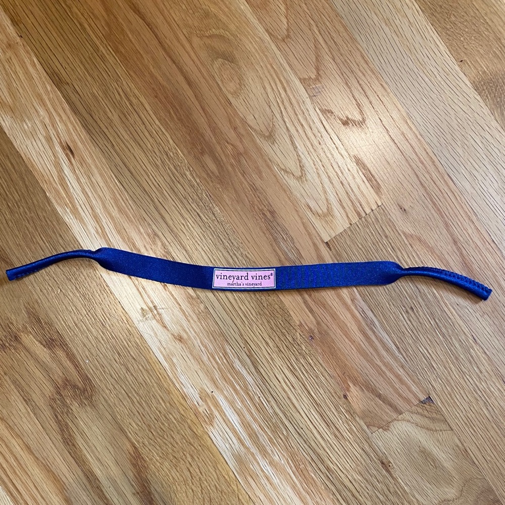 Vineyard Vines Sunglasses Croakie